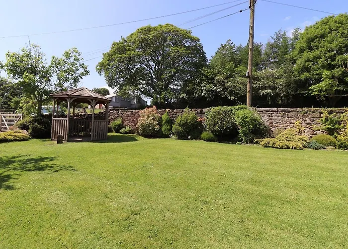 Ulverston House Annex * Harrogate