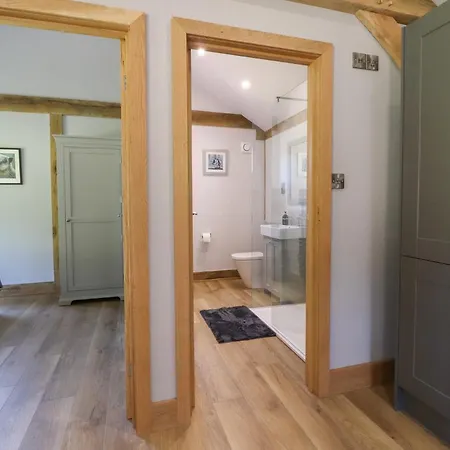 Ulverston House Annex 펜션 *